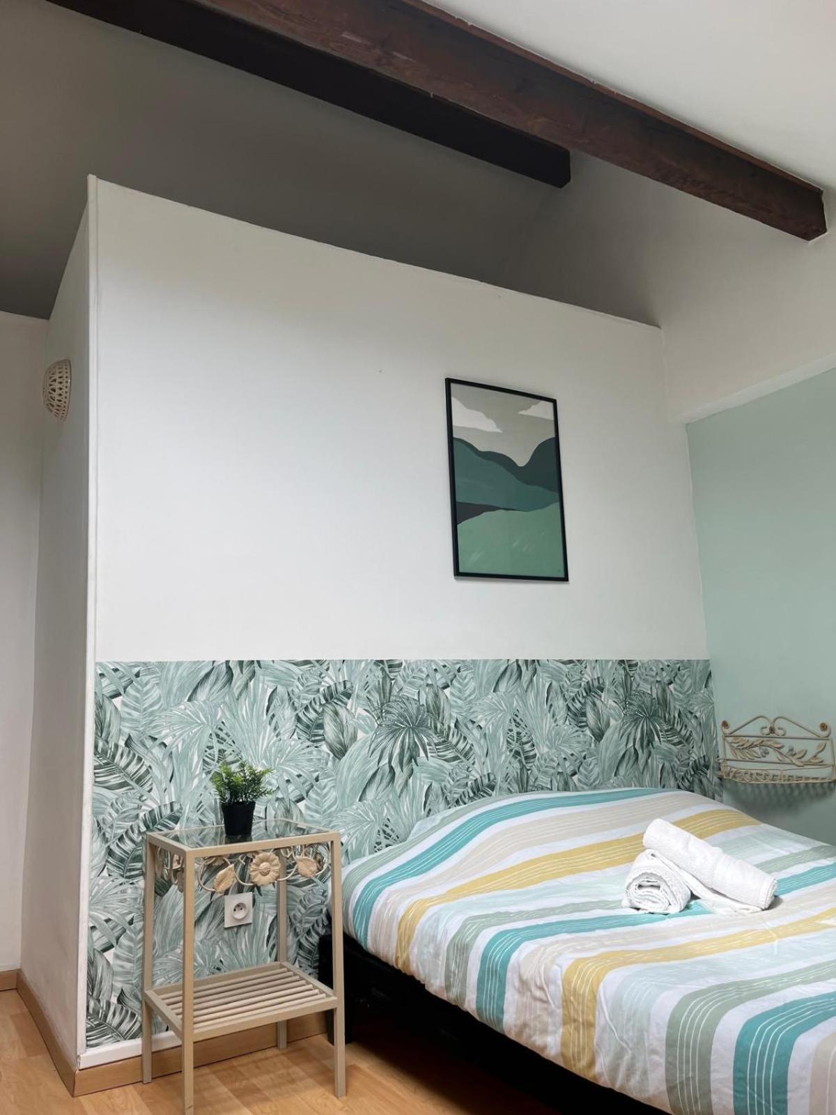 Ferienwohnung 3 Pieces Calme, Terrasse Et Parking Prive Courcouronnes Exterior foto